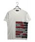 DSQUARED2（ディースクエアード）の古着「テープ ロゴ プリント Tシャツ」｜ホワイト