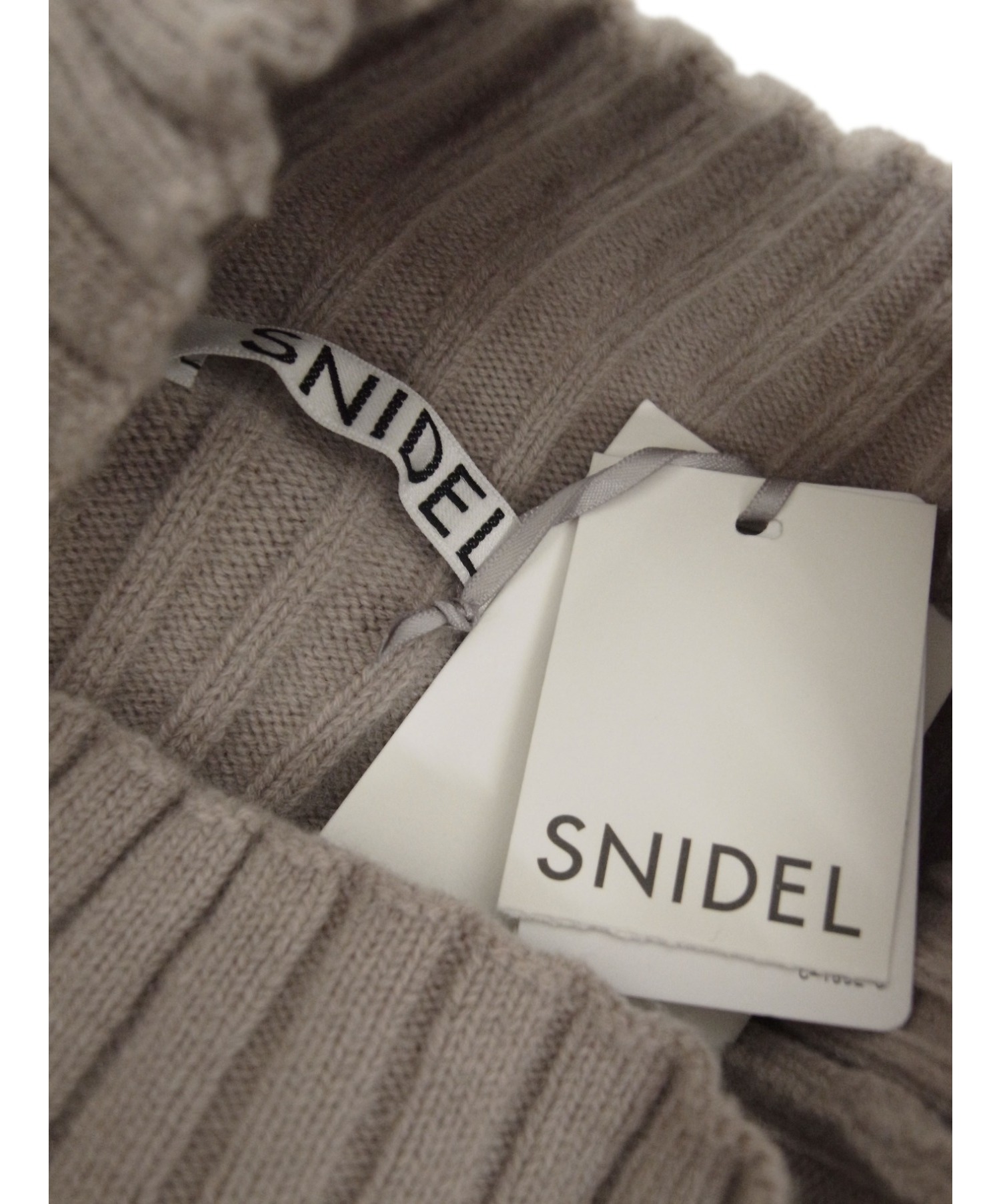 Snidel (スナイデル) ワイドリブミニニットワンピース ピンクベージュ サイズ:F 19年完売モデル