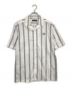 FRED PERRYフレッドペリー）の古着「Striped Revere Collar S/S Shirt」｜ホワイト
