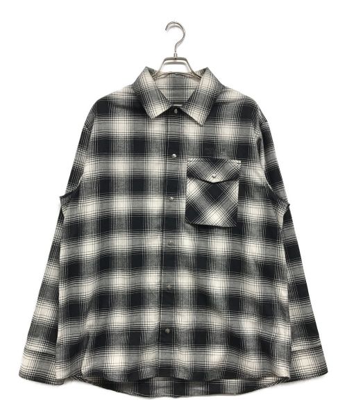 MONCLER（モンクレール）MONCLER (モンクレール) CAMICIAバックロゴフランネルシャツ ホワイト×ブラック サイズ:Lの古着・服飾アイテム