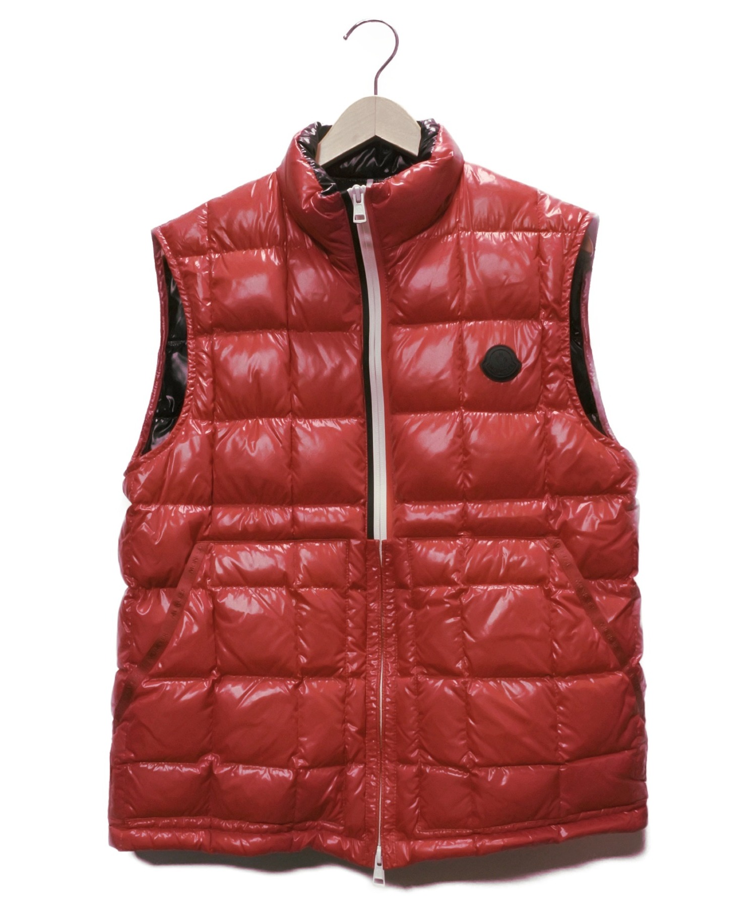 中古 古着通販 Moncler モンクレール ダウンベスト レッド サイズ Size 2 Denain Gilet C0021 Dist ブランド 古着通販 トレファク公式 Trefac Fashion