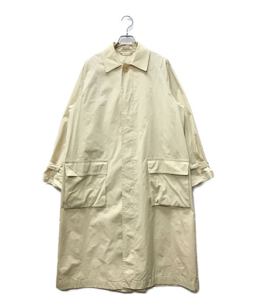 AURALEE（オーラリー）AURALEE (オーラリー) finx nylon chambray coat ベージュの古着・服飾アイテム