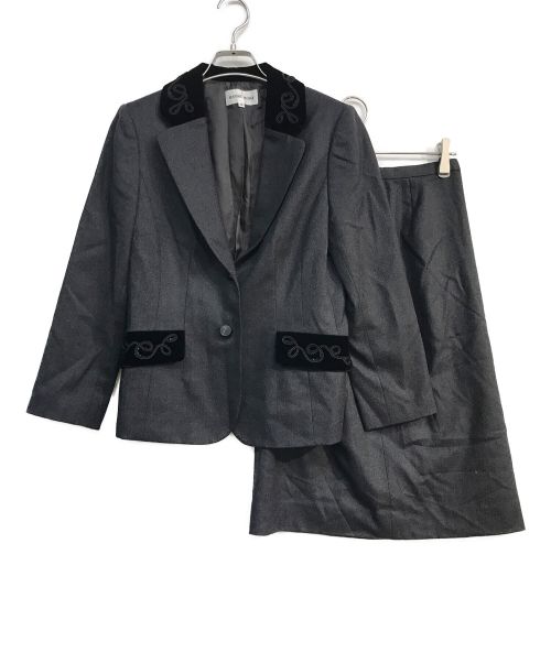 HANAE MORI（ハナエモリ）HANAE MORI (ハナエモリ) セットアップスーツ　2Bテーラードジャケット/スカート グレー サイズ:38の古着・服飾アイテム
