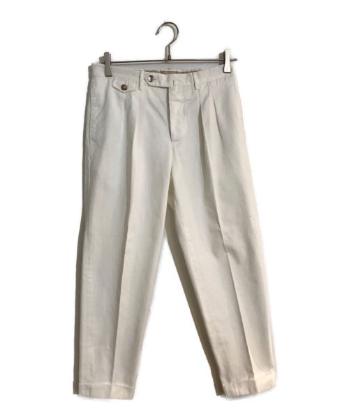 PT01（ピーティーゼロウーノ）PT01 (ピーティーゼロウーノ) キャロットフィット ドレイパー ツープリーツフラップポケット ホワイト サイズ:SIZE 44の古着・服飾アイテム