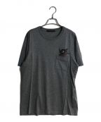 LOUIS VUITTONルイ ヴィトン）の古着「チャップマンブラザーズロゴ刺繍Tシャツ」｜グレー