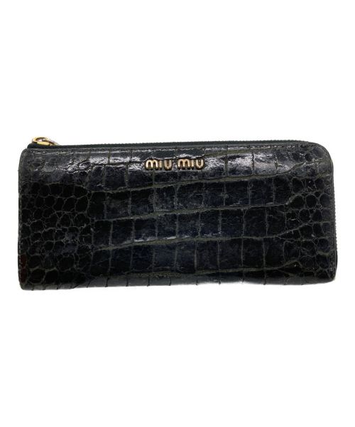 MIU MIU（ミュウミュウ）MIU MIU (ミュウミュウ) 型押し財布 ブラックの古着・服飾アイテム