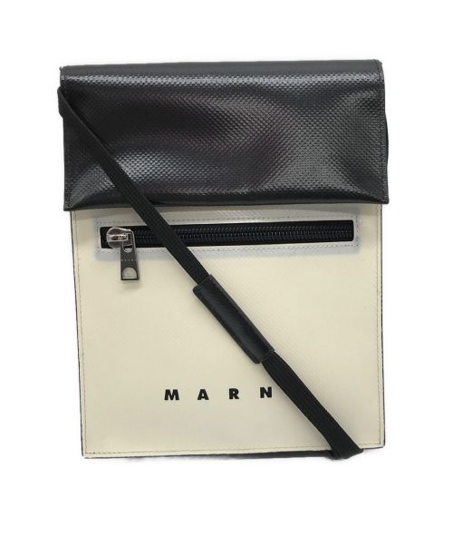 MARNI（マルニ）MARNI (マルニ) PVC トライベッカ ショルダーバッグ ホワイト×ブラックの古着・服飾アイテム