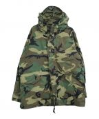 VINTAGE MILITARYヴィンテージ ミリタリー）の古着「[古着]COLD WEATHER CAMOUFLAGE PARKA」｜カーキ