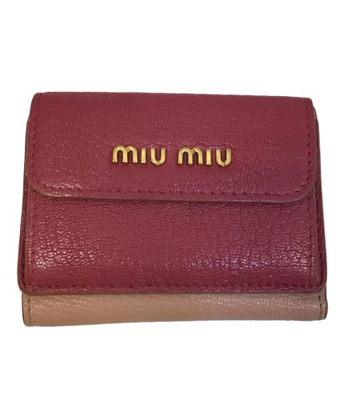 MIU MIU（ミュウミュウ）MIU MIU (ミュウミュウ) 3つ折り財布 ピンクの古着・服飾アイテム
