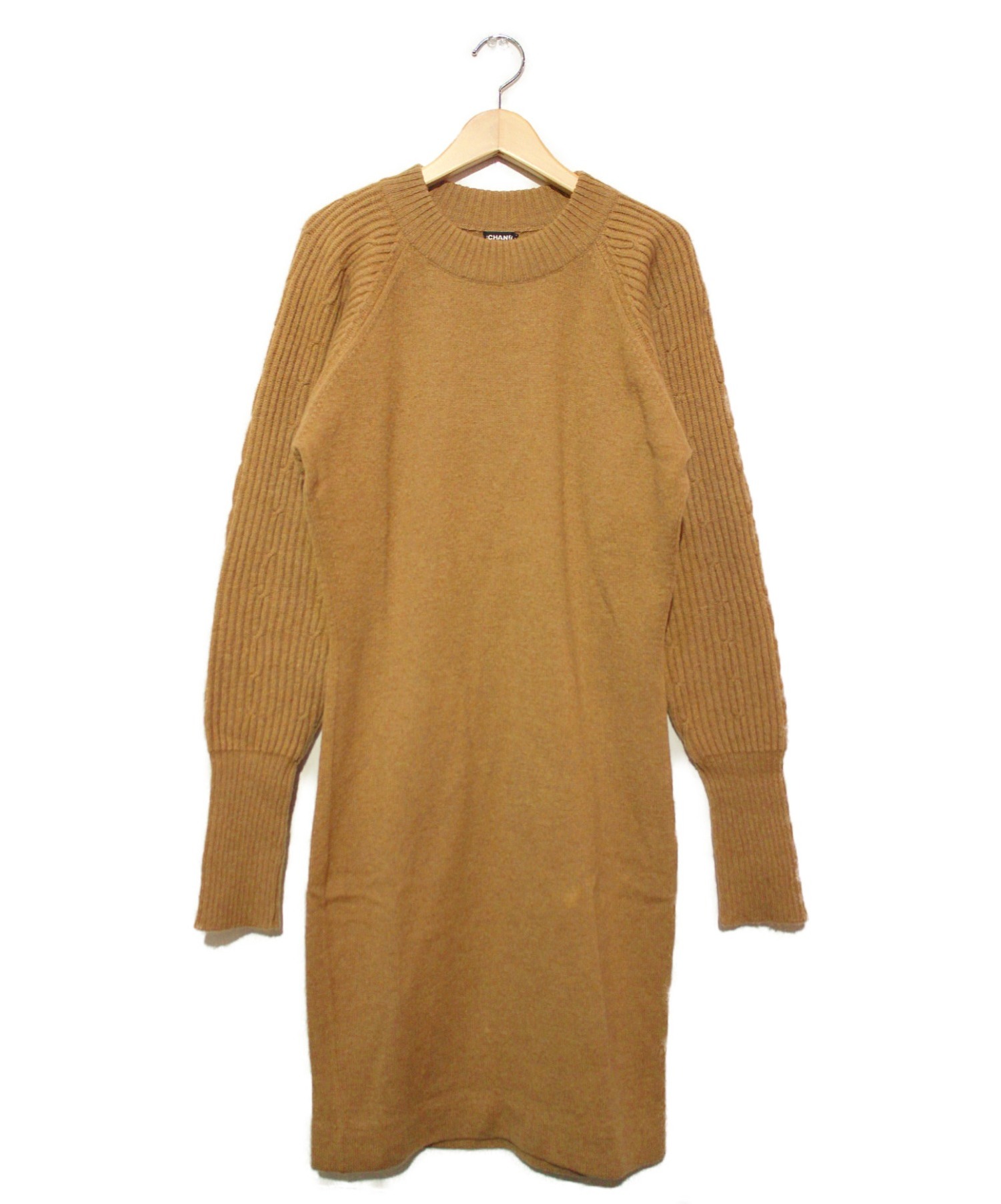 中古 古着通販 Chanel シャネル ヴィンテージカシミヤニットワンピース ベージュ サイズ M カシミヤ100 スコットランド製 ブランド 古着通販 トレファク公式 Trefac Fashion
