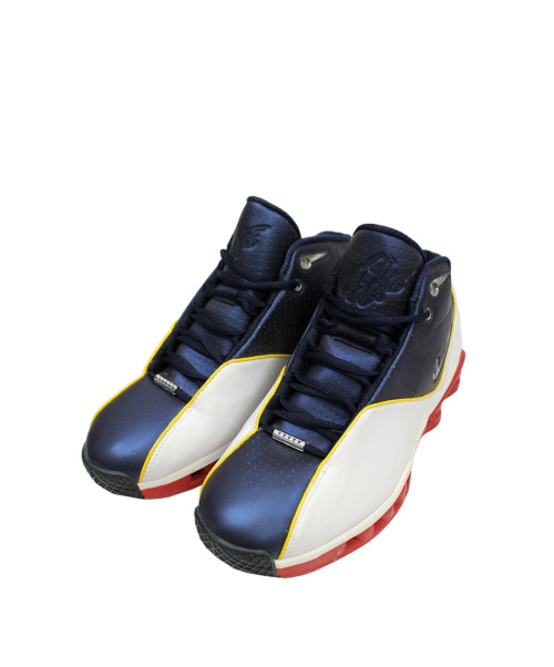 中古 古着通販 Nike ナイキ ショックス ビンスカーター2 トリコロールカラー サイズ 27cm Uk8 141 Shox Vc Rx 78 2 箱付 ガンダムコラボ 450足限定 ブランド 古着通販 トレファク公式 Trefac Fashion