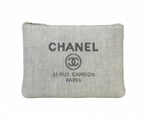 CHANEL（シャネル）CHANEL (シャネル) クラッチバッグ グレーの古着・服飾アイテム