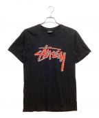 stussyステューシー）の古着「プリントTシャツ　クルーネック　ペイズリー柄ロゴ」｜ブラック