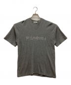 Yves Saint Laurent pour hommeイヴサンローラン プールオム）の古着「Tシャツ　Vネック　ロゴ刺繍　リブ　㈱荻原」｜グレー