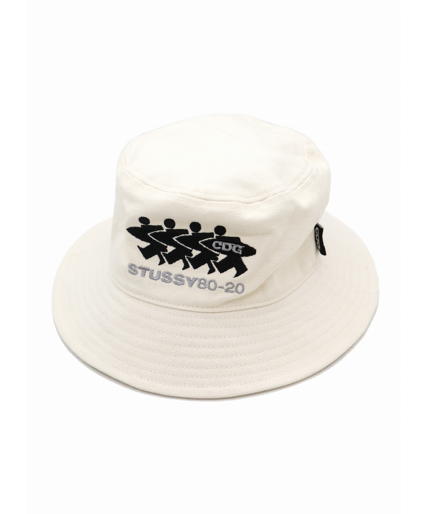 中古 古着通販 Stussy Cdg Comme Des Garcons ステューシー シーディージーコムデギャルソン バケットハット ホワイト サイズ 表記なし Stussy40周年記念コラボ Bucket Hat サーフマン ブランド 古着通販 トレファク公式 Trefac Fashion