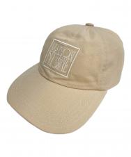 maison kitsune (メゾンキツネ) MAISON KITSUNE STAMP キャップ ベージュ