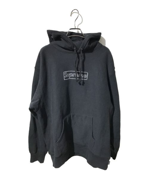 SUPREME（シュプリーム）SUPREME (シュプリーム) KAWS Chalk Logo Hooded Sweatshirt ブラック サイズ:MEDIUMの古着・服飾アイテム