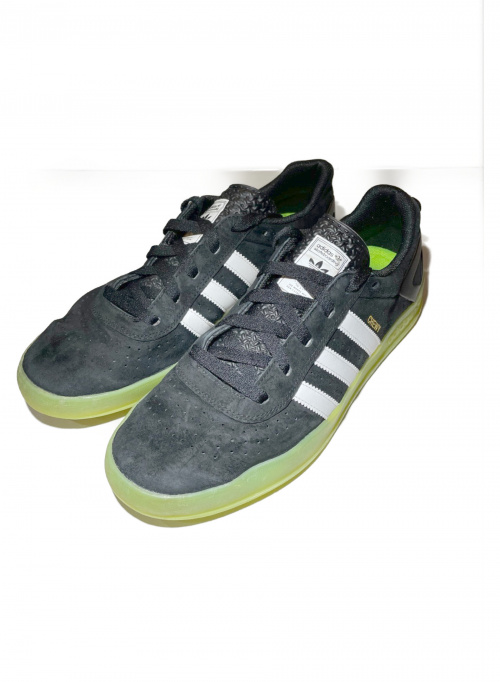 palace skateboards adidas