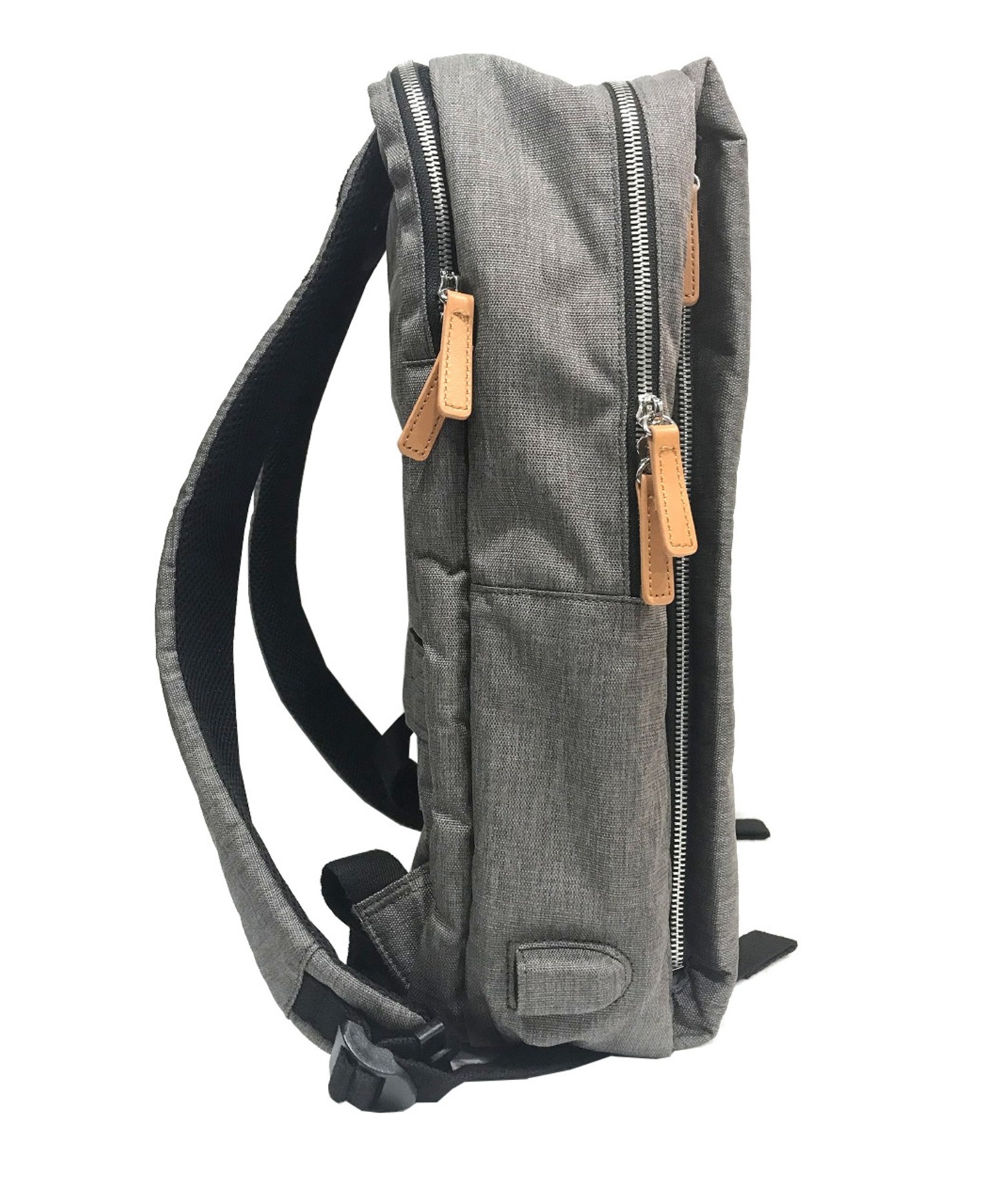 中古 古着通販 Nordace Siena ノルディスシエナ バックパック グレー ブランド 古着通販 トレファク公式 Trefac Fashion