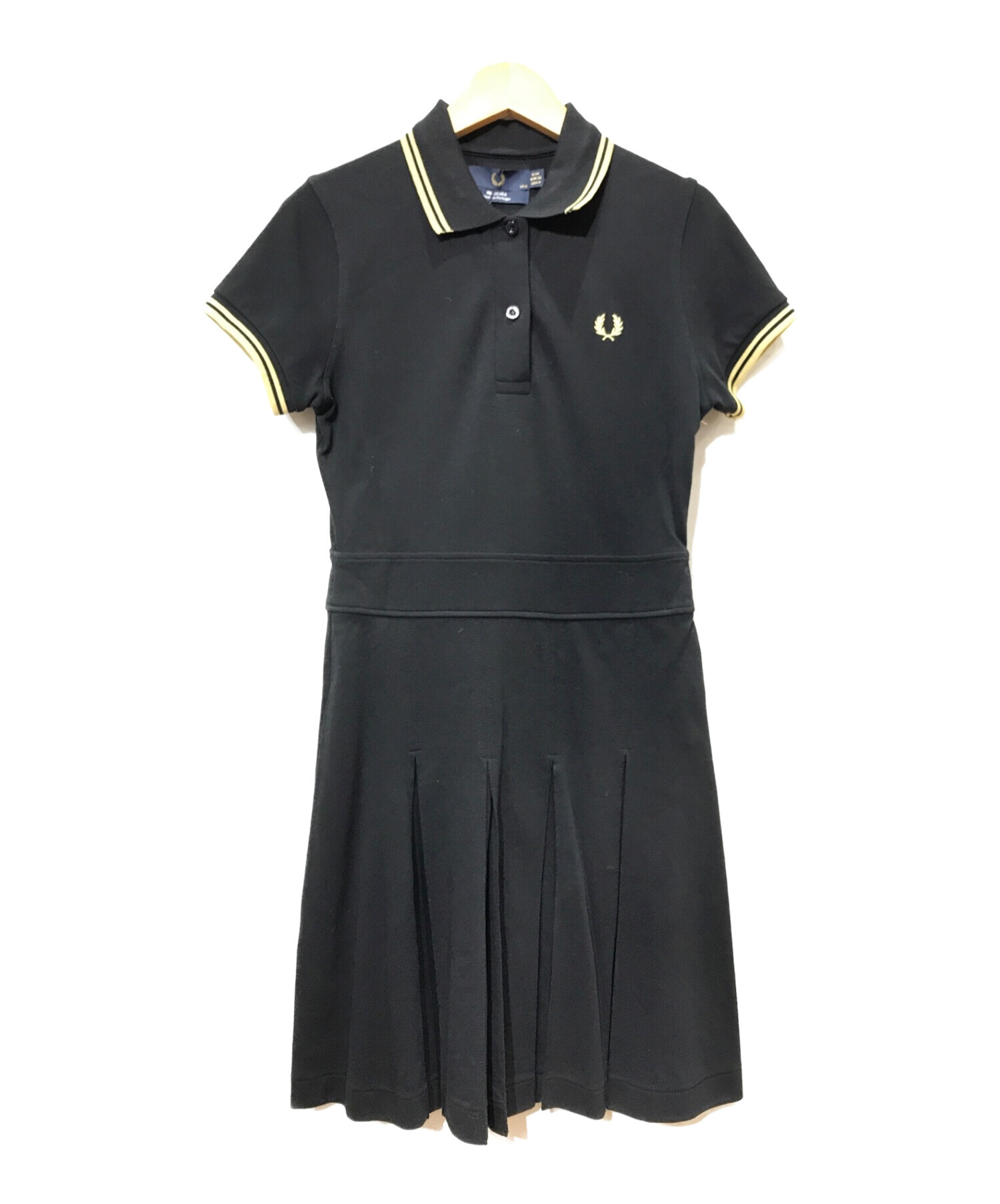中古 古着通販 Fred Perry フレッドペリー ポロシャツワンピース ブラック ゴールド サイズ Eur36 ブランド 古着通販 トレファク公式 Trefac Fashion