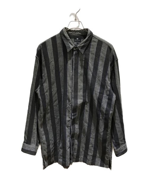 ISSEY MIYAKE（イッセイミヤケ）ISSEY MIYAKE (イッセイミヤケ) シャツ グレー サイズ:Lの古着・服飾アイテム