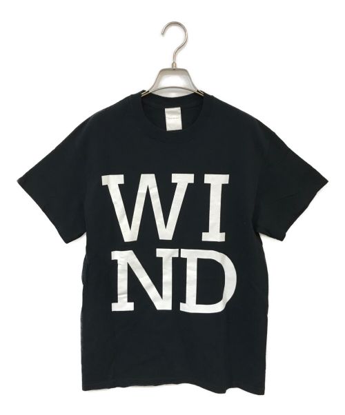 WIND AND SEA（ウィンダンシー）WIND AND SEA (ウィンダンシー) ロゴプリントTシャツ ブラック×ホワイト サイズ:Mの古着・服飾アイテム