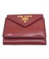 PRADA（プラダ）の古着「3つ折り財布」｜レッド