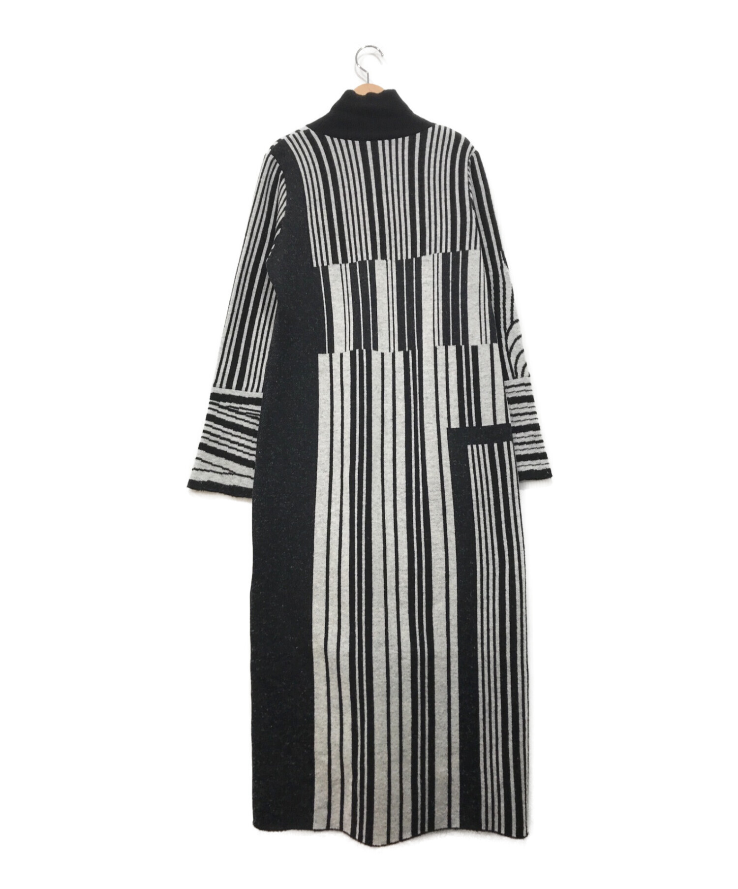 Mame Kurogouchi (マメクロゴウチ) Multi-Stripe Jacquard Knitted Dress ホワイト×ブラック  サイズ:2