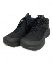 ARC'TERYX (アークテリクス) スニーカー ブラック サイズ:27
