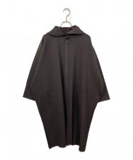 me ISSEY MIYAKE (ミーイッセイ ミヤケ) プリーツ加工フード付きロングコート グレー サイズ:表記無し
