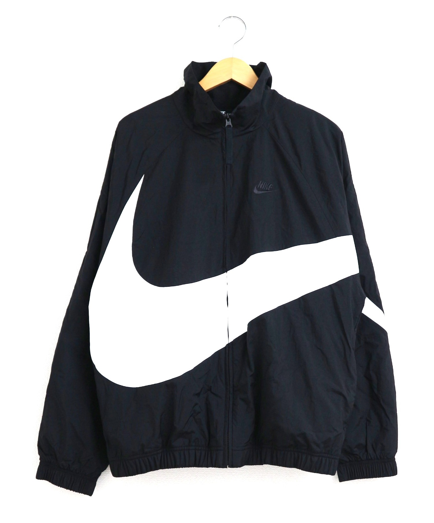 中古 古着通販 Nike ナイキ ビッグスウォッシュウーブンジャケット ブラック ホワイト サイズ M Hbr Stmt Woven Jacket ブランド 古着通販 トレファク公式 Trefac Fashion
