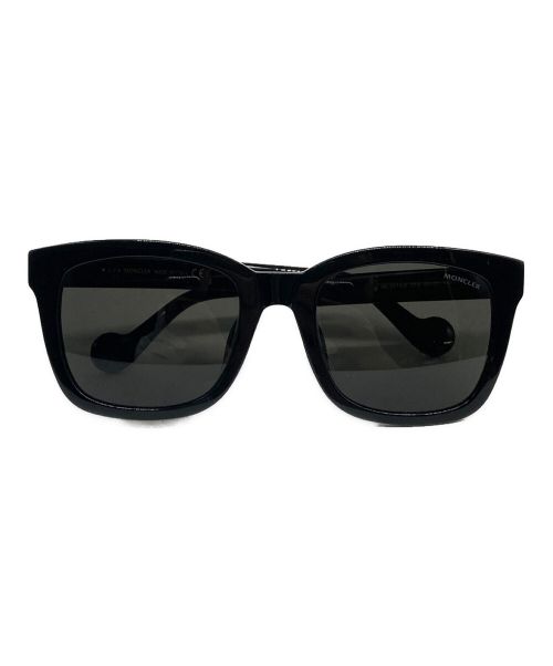 MONCLER（モンクレール）MONCLER (モンクレール) スクエアフレームサングラス ブラック サイズ:SIZE 55□22の古着・服飾アイテム