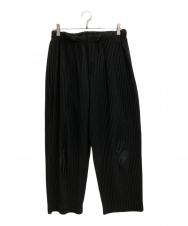 HOMME PLISSE ISSEY MIYAKE (オム プリッセ イッセイ ミヤケ) プリーツテーパードパンツ ブラック サイズ:1