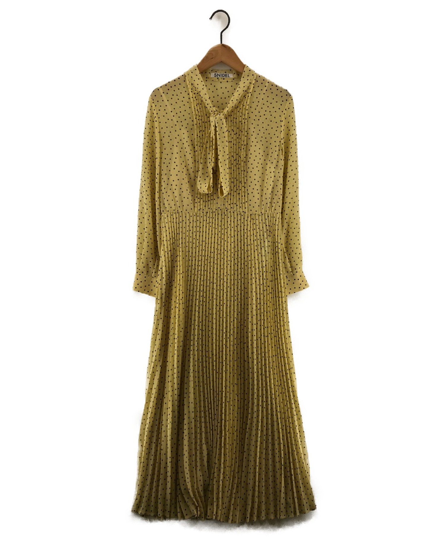 中古 古着通販 Snidel スナイデル ボウタイドットシアーワンピース イエロー ss Swf ブランド 古着通販 トレファク公式 Trefac Fashion