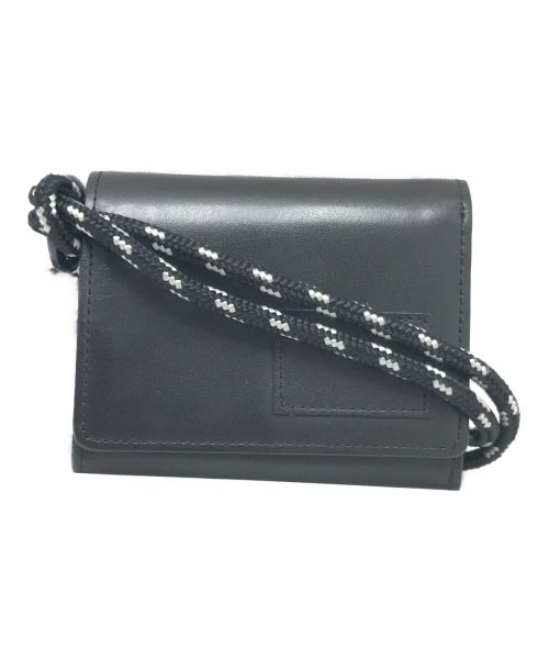 sacai（サカイ）sacai (サカイ) ストラップ付き3つ折り財布 ブラックの古着・服飾アイテム