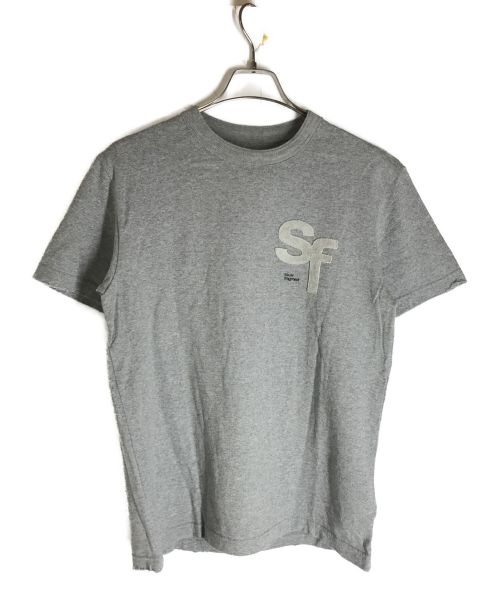 sacai（サカイ）sacai (サカイ) FRAGMENT DESIGN (フラグメント デザイン) The Classic Tシャツ グレー サイズ:Sの古着・服飾アイテム