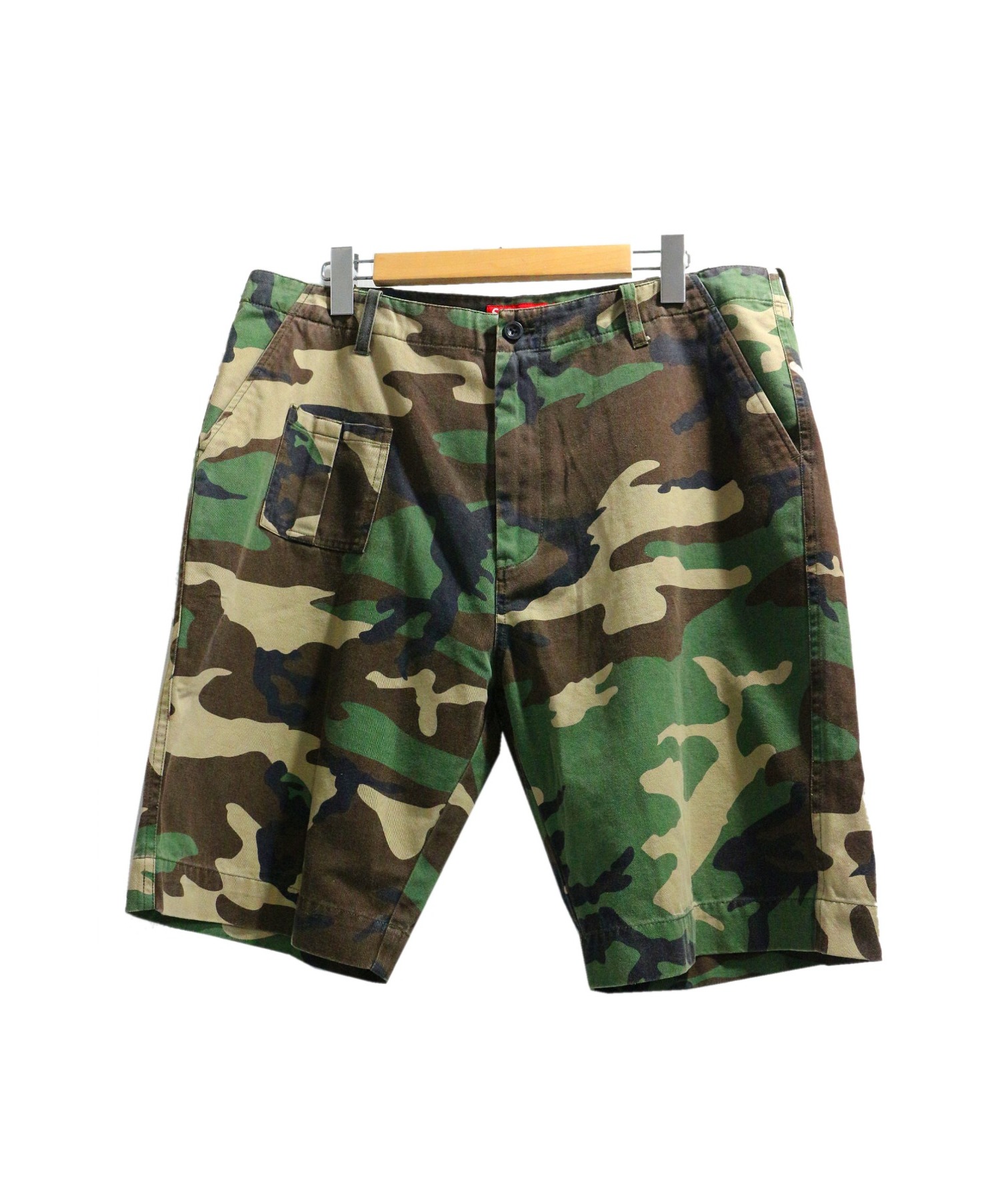 得価新品 Supreme 迷彩ハーフパンツ パンツ