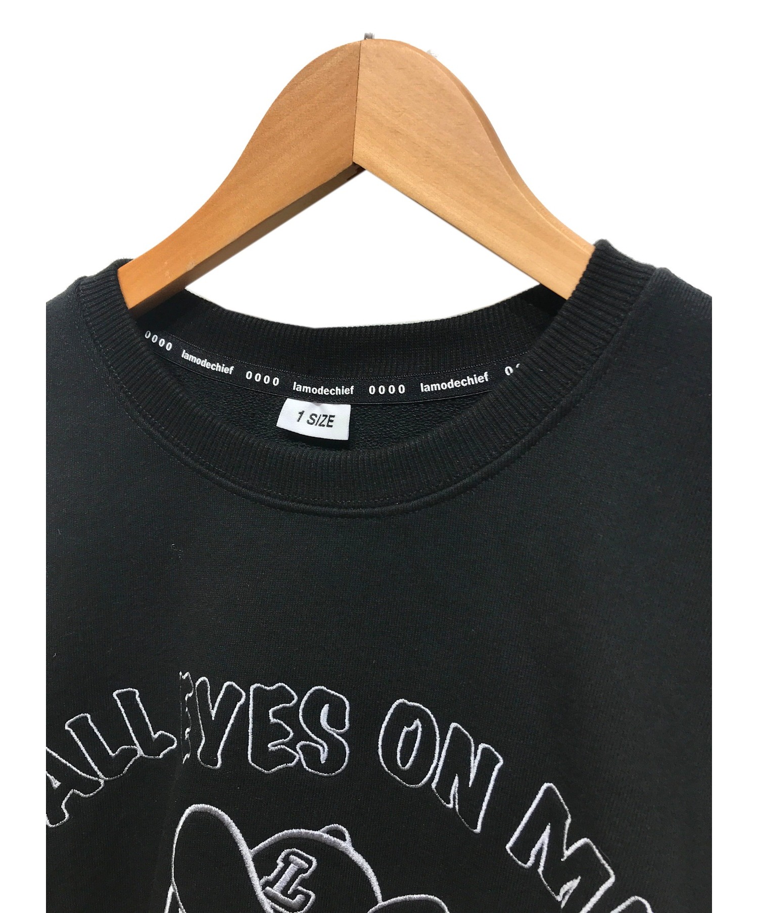 中古 古着通販 Lamodechief ラモードチーフ All Eyes On Me Sweatshirt ブラック サイズ 1 Size 韓国ブランド オールアイズオンミー スウェットシャツ ブランド 古着通販 トレファク公式 Trefac Fashion