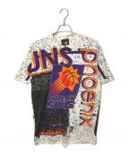 Magic Johnson Tsマジックジョンソン Ts）の古着「【古着】Phoenix Suns 総柄プリントTシャツ」｜ホワイト