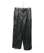 MAISON SPECIALメゾンスペシャル）の古着「Recycle Leather Pin Tuck Wide Pants」｜ブラック
