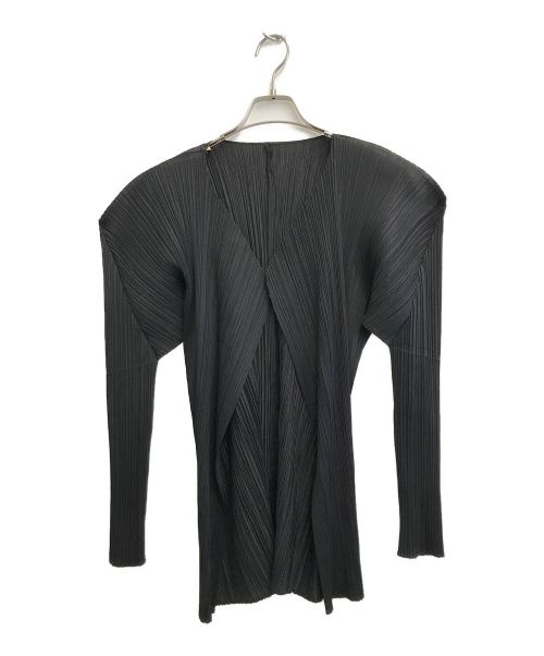PLEATS PLEASE（プリーツプリーズ）PLEATS PLEASE (プリーツプリーズ) プリーツトパージャケット ブラック サイズ:SIZE 4の古着・服飾アイテム