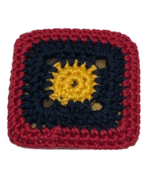 PRADA（プラダ）PRADA (プラダ) Crochet Oval Brooch レッドの古着・服飾アイテム