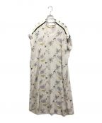 Mame Kurogouchiマメクロゴウチ）の古着「FLOWER PRINTED DRESS(フラワープリントドレス)」｜ホワイト