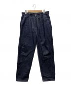 Graphpaperグラフペーパー）の古着「Selvage Denim Two Tuck Tapered Pants」｜インディゴ