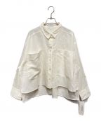 emmi atelierエミアトリエ）の古着「リネン混ビッグポケットシャツ」｜ホワイト