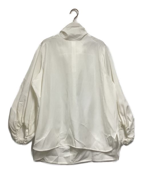 YORI（ヨリ）YORI (ヨリ) プルオーバー パフスリーブ タイ ブラウス ホワイト サイズ:38の古着・服飾アイテム