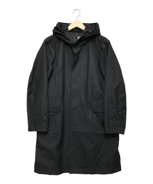 bold hooded coat