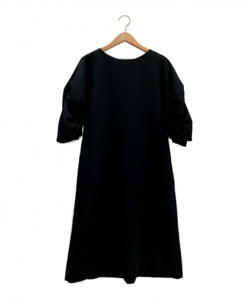 FOXEY（フォクシー）FOXEY (フォクシー) プリーツスリーブドレス ブラック サイズ:38の古着・服飾アイテム