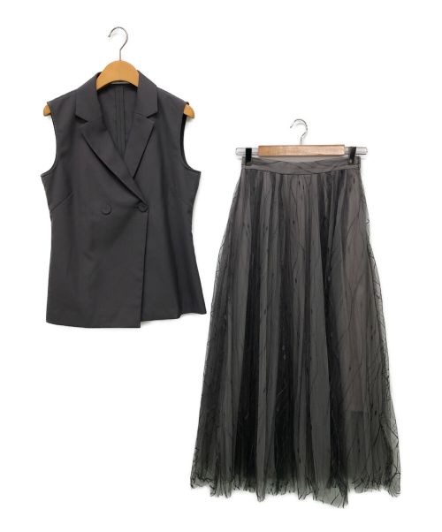 Snidel（スナイデル）Snidel (スナイデル) ジレ×チュールスカートSET UP グレーの古着・服飾アイテム