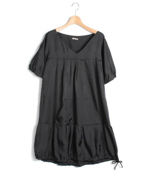 中古 古着通販 Miu Miu ミュウミュウ タックワンピース ブラック サイズ 38 ブランド 古着通販 トレファク公式 Trefac Fashion